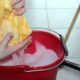 7 Tips Ampuh Menghilangkan Bau Amis di Lantai, Bebaskan Rumah Anda dari Bau Tak Sedap dan Nyaman untuk Ditempati 18 Menghilangkan bau amis di lantai