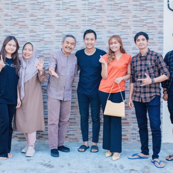Menjelajahi 4 Destinasi Wisata Alam Hits di Kalimantan, Rekomendasi Liburan Bersama Teman dan Keluarga 4 Film Pinesthi